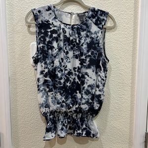 Kenneth Cole Reaction Navy and White Floral Sleeveless Blouse with Short Peplum